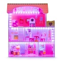 ECOTOYS DREWNIANY DOMEK DLA LALEK Z OŚWIETLENIEM LED HM006395