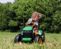 PEG PEREGO TRAKTOR NA AKUMLATOR Z PRZYCZEPĄ JOHN DEERE GROUND FORCE 12V IGOR0047