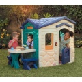 LITTLE TIKES DOMEK OGRODOWY Z PATIO I MAGICZNYM DZWONKIEM GRANATOWO-ZIELONY 174117