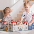 VIGA DREWNIANY ZAMEK RYCERSKI Z FIGURKAMI 50310