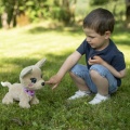 SIMBA INTERAKTYWNY PIESEK CHI CHI BABY BOO 30CM REAGUJE NA 12 POLECEŃ 5893500