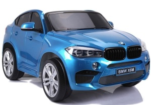 SAMOCHÓD NA AKUMULATOR BMW X6M 2OS. NIEBIESKI LAKIEROWANY 