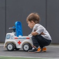 FALK JEŹDZIK SAMOCHÓD AMBULANS Z KLAKSONEM OD 12 M-CY 701