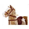 ADAM TOYS KONIK MUSTANG NA BIEGUNACH Z KOŁAMI WYDAJE DŹWIĘKI