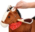 ADAM TOYS PLUSZOWY KONIK NA BIEGUNACH BRĄZOWY WYDAJE DŹWIĘKI