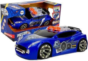 Sportowe auto DJ z głośnikami na dachu, muzyką i światłami