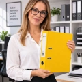 Segregator Na Dokumenty A4/80mm Okucie Mechanizm Dźwigniowy Żółty