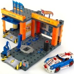 KLEIN STACJA OBSŁUGI GARAŻ Z MYJNIĄ HOT WHEELS + AUTKO 08015