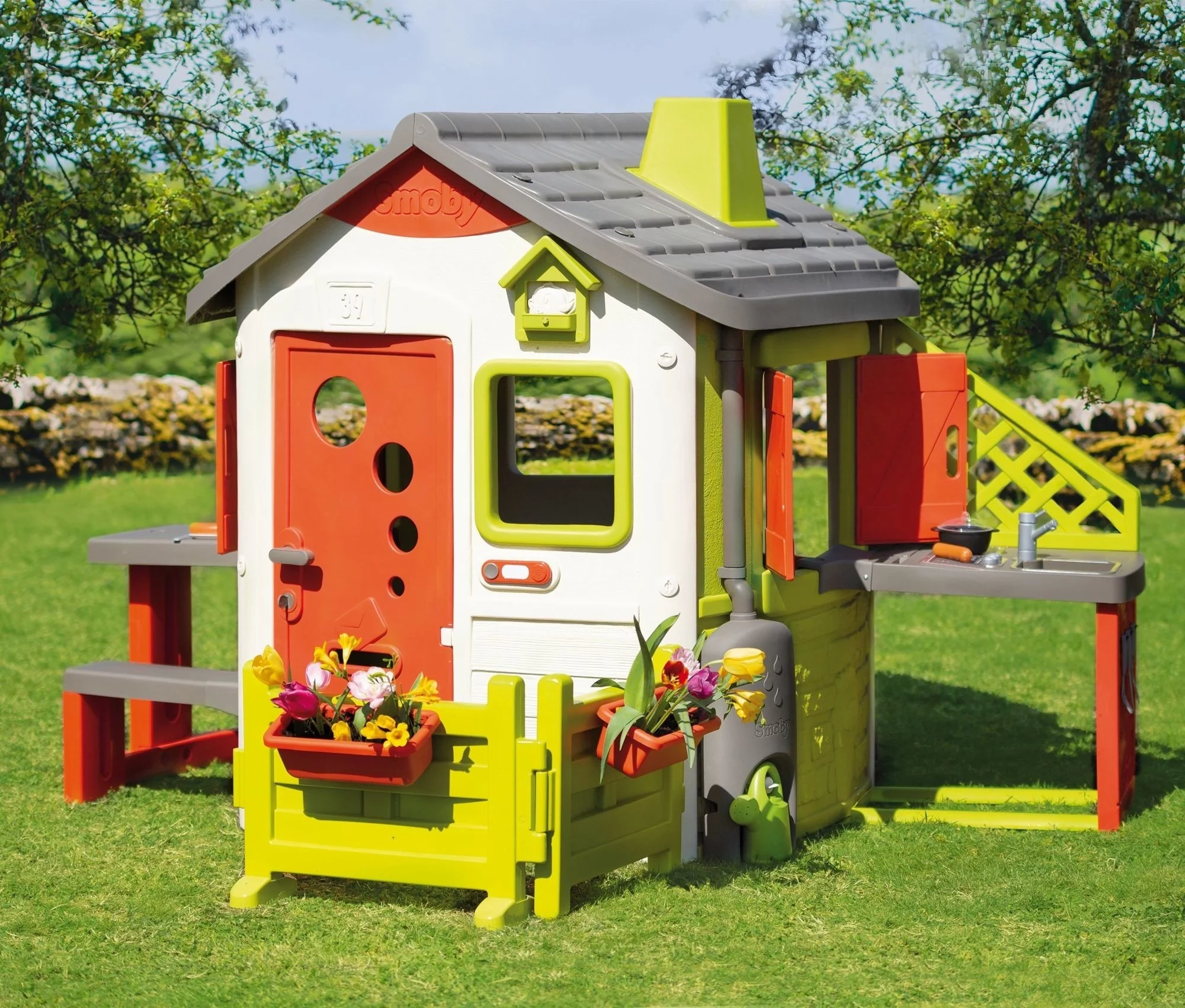 Domki ogrodowe Smoby – Kompletny poradnik przedzakupowy. Fakty, zalety i ograniczenia